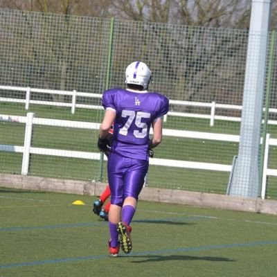 Sports journalism student at Leeds Trinity university.
American Football
Football 
#bcafc