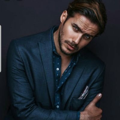 al5rig's profile picture. واني اثق يالله أن وراء تلك الغيوم جمال آت🌳