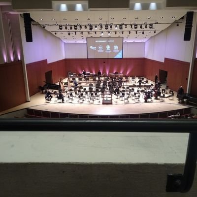 CARNZEE's profile picture. bewitched, bothered, bewildered.