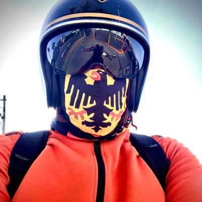 z4_oscar's profile picture. 