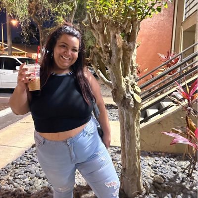 heypvola's profile picture. 