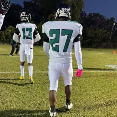 Student Athlete c/o 2024 Lake Marion High school Track and Football RB/OLB |4.3 GPA| 160| 5’8| email- mcmikeyc49@gmail.com