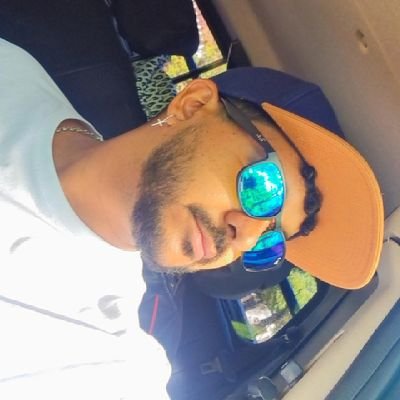 smbdytldme1's profile picture. 