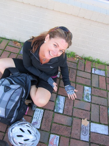 AnnaBoop's profile picture. A goofy girl... just trying to make it through the day without losing my southern grace