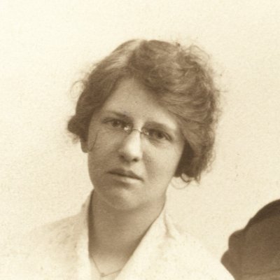 Canadian researcher who specializes in First World War Brides. Also interested in soldiers dependents 1914-1921 and Canadian Immigration.