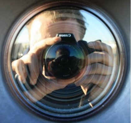 ShootEditToby's profile picture. Shoot, edit, file, repeat. Never wear technical fabrics to a social engagement