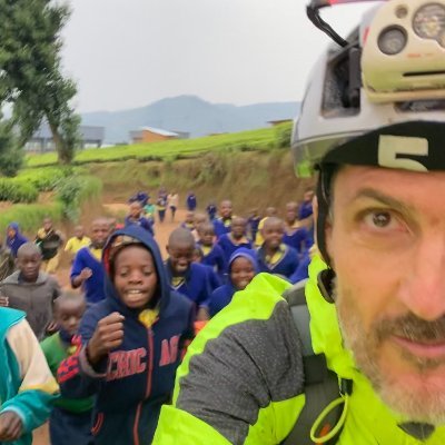 PhD Sport Sciences / Entrepreneur @wtscoaching / Founder Bicycle Mechanic Institute 🚴 /Helping people reach their goals / Loves 🚴🏻♂️ in all its forms and 🍫