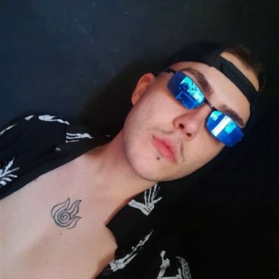 SenaTapioca's profile picture. vivendo a vida noturna