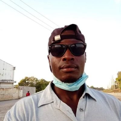 OlangPascal's profile picture. Bio