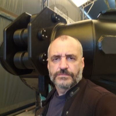 camurilo's profile picture. to the next corner