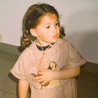 carolainnnnnn's profile picture. tu vida es una vez en la vida