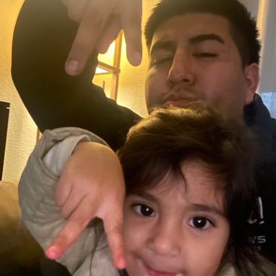 KweeKweeee's profile picture. Go birds! 🦅 #BronxBombers ⚾️