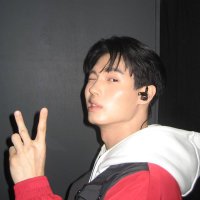 jel (@cupcakeswin) 's Twitter Profile
