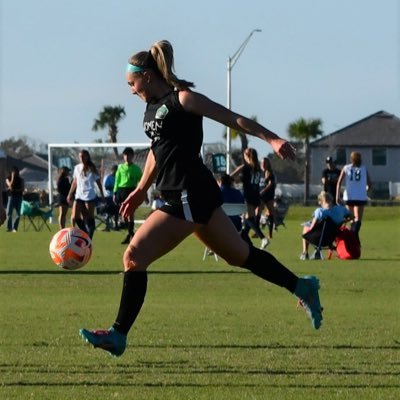 Tigard high Varsity| 2025| ECNL Northwest Elite FC 07 | CB | gpa: 3.91| 5’7 | ECNL 2nd team all NW conference U15 defenders| NWE 07 Player of the season 2023|