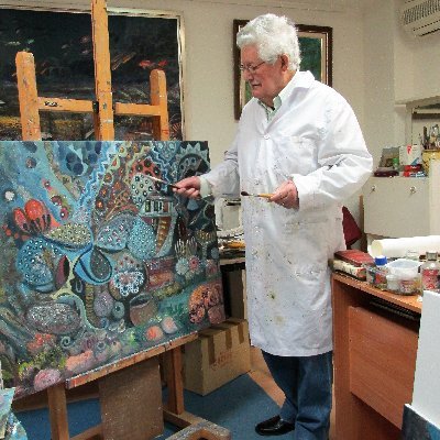 https://t.co/DmSHKAXt1S
Nació en 8 de Mayo de 1928 en la provincia de Granada, en la hermosa costa de la villa de Almuñécar. Lleva pintando 84 años de su vida.