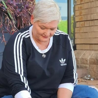 cathydlodlo's profile picture. #Namagirl. News Junkie & wealth of useless information