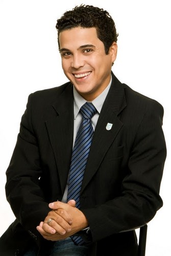 Bacharel em Teologia, Palestrante Motivacional