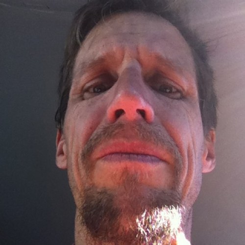 pdrski's profile picture. pie baker, skier, kiter, parent and some other stuff