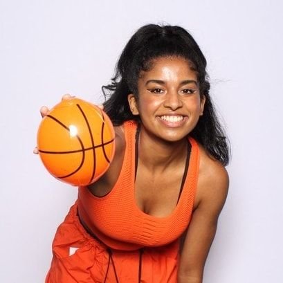 hannahthepoet1's profile picture. Researcher @UofT | Canadian Poet | Tweets are my own