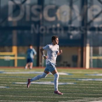 🇲🇽/🇺🇸 | JHS varsity soccer #11 | San Antonio City ECNL #11 - SA City UPSL | C/O 24’ | Instagram: drobles_11