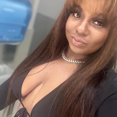 #Mommy👩👧 Future Nurse 🏩 money 💰 and love ❤️ Positive Vibes🤪😌 and chasing a bag