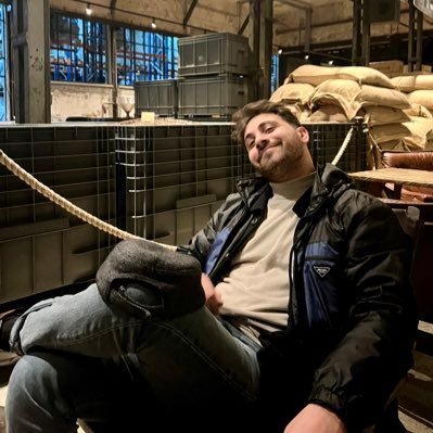 mykrts01's profile picture. software developer 👨‍💻