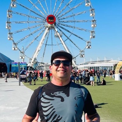 derso_almeida's profile picture. Filho da Dona Neusa e marido da Iáskara! Um entusiasta de mão cheia, apaixonado por novas culturas e sempre em busca de novos desafios...