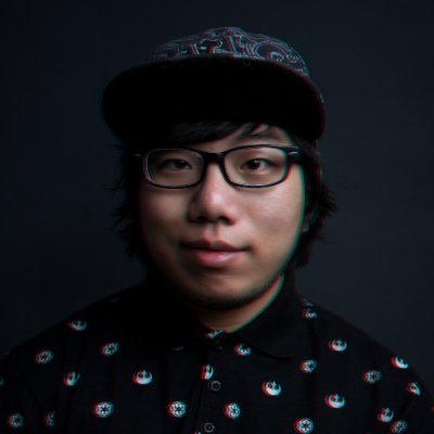 Tiro umas fotos medianas, vejo animes de teor duvidoso, escuto músicas de teor duvidoso, tomo decisões erradas e jogo lol/vava...
