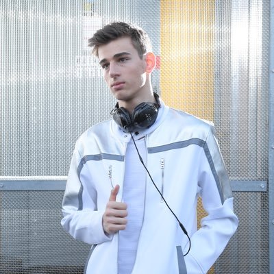 🏆GrammyU Winner - Music Producer - DJ 🎓Berklee Graduate; UMG | Ultra | Sony