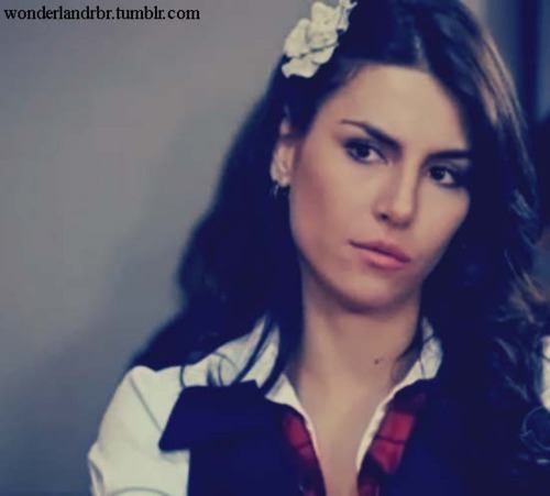 nenhuma bio vai ser capaz de definir meu amor por você Mel ♥ seguida & oficializa pela :::: @Viviannsg , Madrinha ::: @MundoMelanie ♥