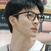 Mr ...... (@nguyenlinh0083) 's Twitter Profile