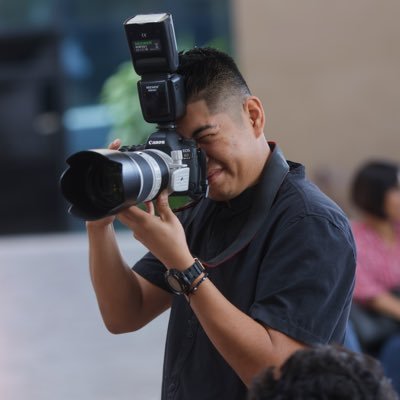 Periodista/ Fotógrafo institucional / Premio Estatal de Periodismo 2019 y 2022 en Colima