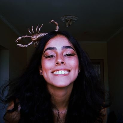 thaisssos's profile picture. pura falação de merda