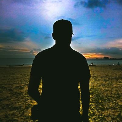 Azlanyusuf9's profile picture. Hidup biar simple