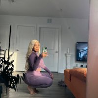 Minding My 🐝s wax (@soybonitaaaa) 's Twitter Profile