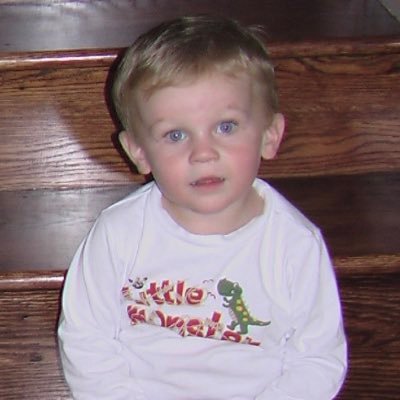 12namj's profile picture. :)