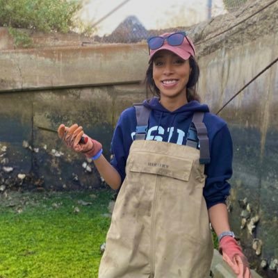 CSUF Grad Student studying squid biomechanics in the FABB Lab | SciComm | Marine Biologist. Tweeting about all things. 🇵🇸 الحرية افلسطين 🇵🇸