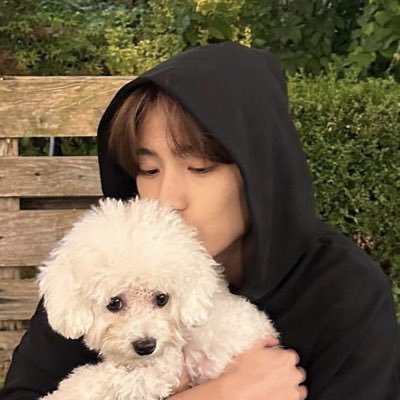 cosmichauls's profile picture. for tbz 🛒 || coll break wag po bentahan :) || dm me in my stan acc if unresponsive: @milsunshine_