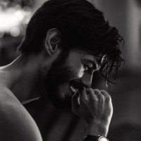 DL (@d____l7) 's Twitter Profile