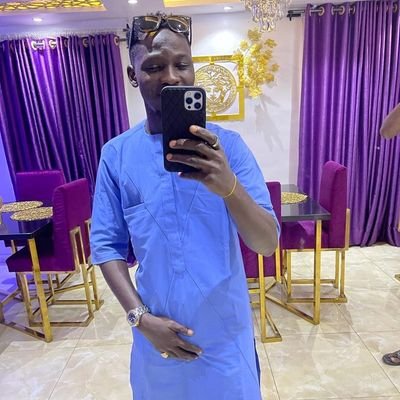 I'm d ultimate champion|Husband to one💓💖|Father to 2|My future is very important to me|#Islam|@Arsenal| CEO OLASBAM MULTI BIZ NIG LTD.