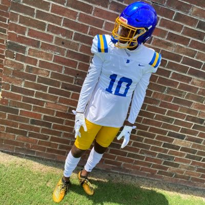 ~6’1 OLB ~215 lbs ~MAY 2025 GRAD~JUCO PRODUCT