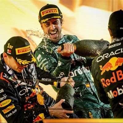Orgullosa d ser española. Amante del mundo del motor. Alonsista, pase lo q pase siempre será un Campeon
