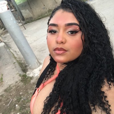 MadduGomes6's profile picture. tt novo 😓    20y 🦋