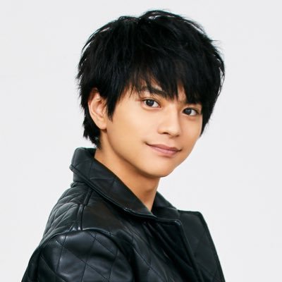旧みぽりん本人です。フォロワーだった方いたらフォローよろしくお願いします。フォローしている方されてる方のなりすましDMが多くなっているので対策はパスワード変更で来なくなるので対策をしてくださいね。