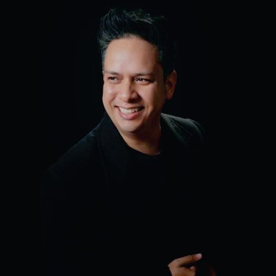 Manager de los mejores influencers digitales & artistas musicales. Capaz de conectar marcas con audiencias segmentadas con creatividad y planeación.