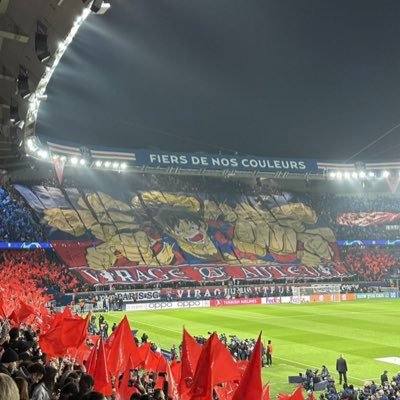 🌎❤💙⚜ Supporter du PSG avant tout. Master MEEF Histoire-Géographie (Géographe dans l’âme)