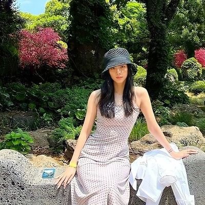 itsQuelhere's profile picture. 🏳️‍🌈  JS1
...