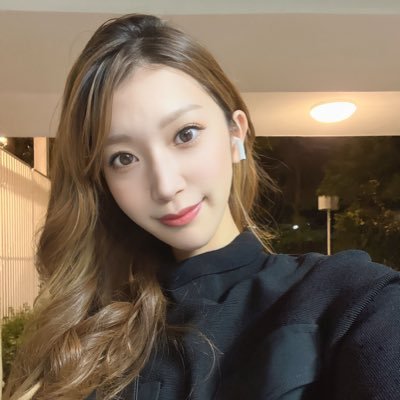 私の父は台湾人です 母は日本人です🏡 日本と台湾を行き来しています 日本は第二の故郷でもあります 私は人生が大好きです🏖🏖 私は明るく前向きな性格です 私の趣味は旅行読書運動です🌈 2025年には経済力を実現したいと考えています 温かい家庭を築くことです👩🍼