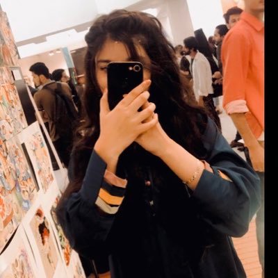 UmamaNaeem2's profile picture. 