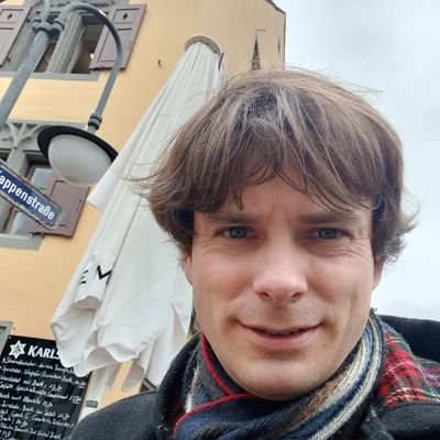 Professor of early modern history @Saar_Uni, working on urban history, the senses, migration, and book history in the early modern period.